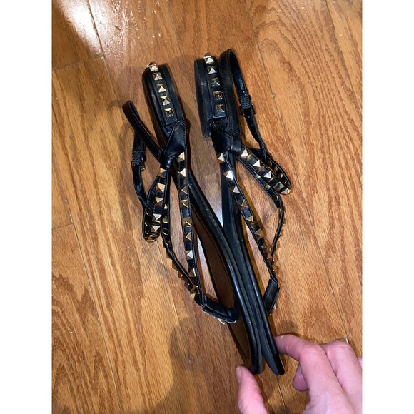 Marc Fisher Black Gladiator Gold Stud Sandals Women's Size 11 - Picture 8 of 12